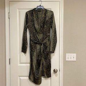 Pretty little thing army/ black snake skin long sleeve dress